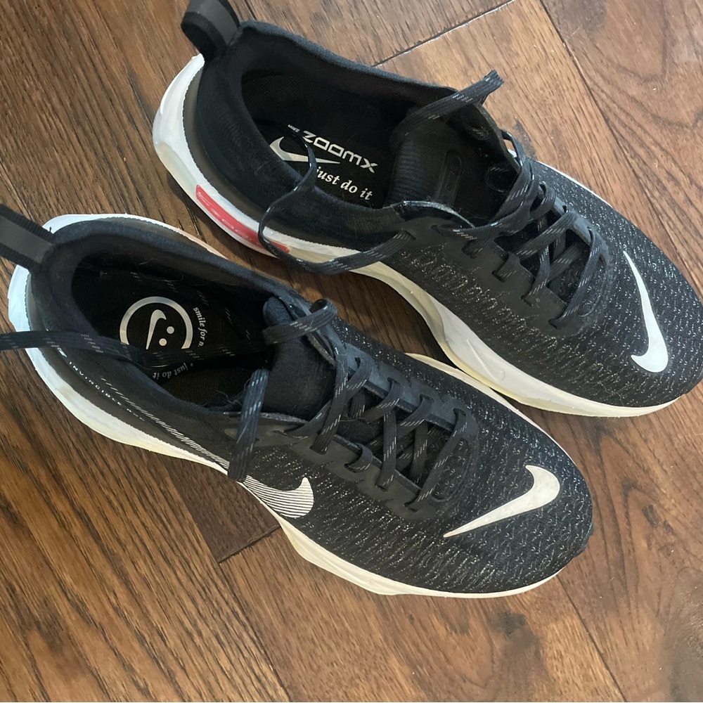 Nike Men's Black Running Shoes
